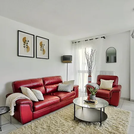 L'Eden Urbain Proche Lyon, Terrasse, BBQ et Parking Apartment Grigny (Rhone)