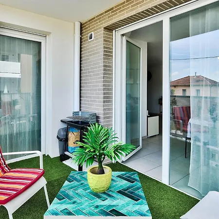 L'Eden Urbain Proche Lyon, Terrasse, BBQ et Parking