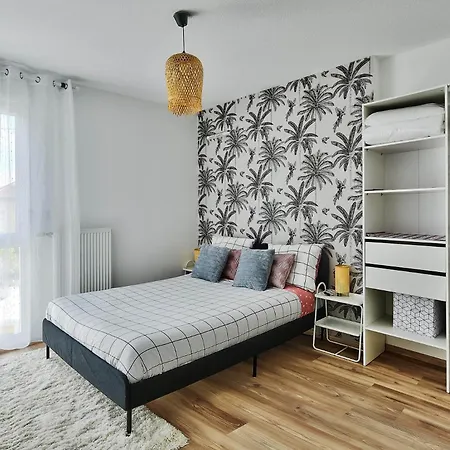 Apartment L'Eden Urbain Proche Lyon, Terrasse, BBQ et Parking *