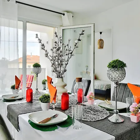 L'Eden Urbain Proche Lyon, Terrasse, BBQ et Parking Grigny (Rhone)